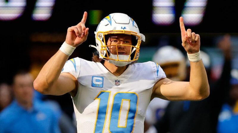 Justin Herbert prolonge chez les Chargers pour 5 ans et 262,5 millions de dollars