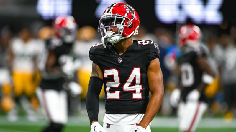 A.J Terrell prolonge avec les Falcons