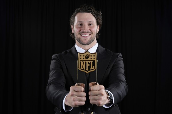 Trophées NFL 2024 – Josh Allen MVP, Patrick Surtain II Meilleur Défenseur 